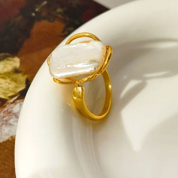 #6 Unique Freshwater Pearl Ring - Picture 3 of 7